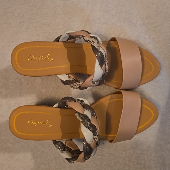 Qupid Wedge Sandals Women's US8 UK5 EUR39 - Picture 2 of 8